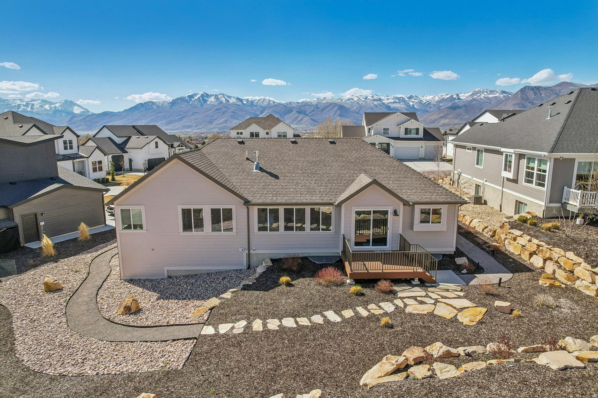 STONE CREEK - Residential