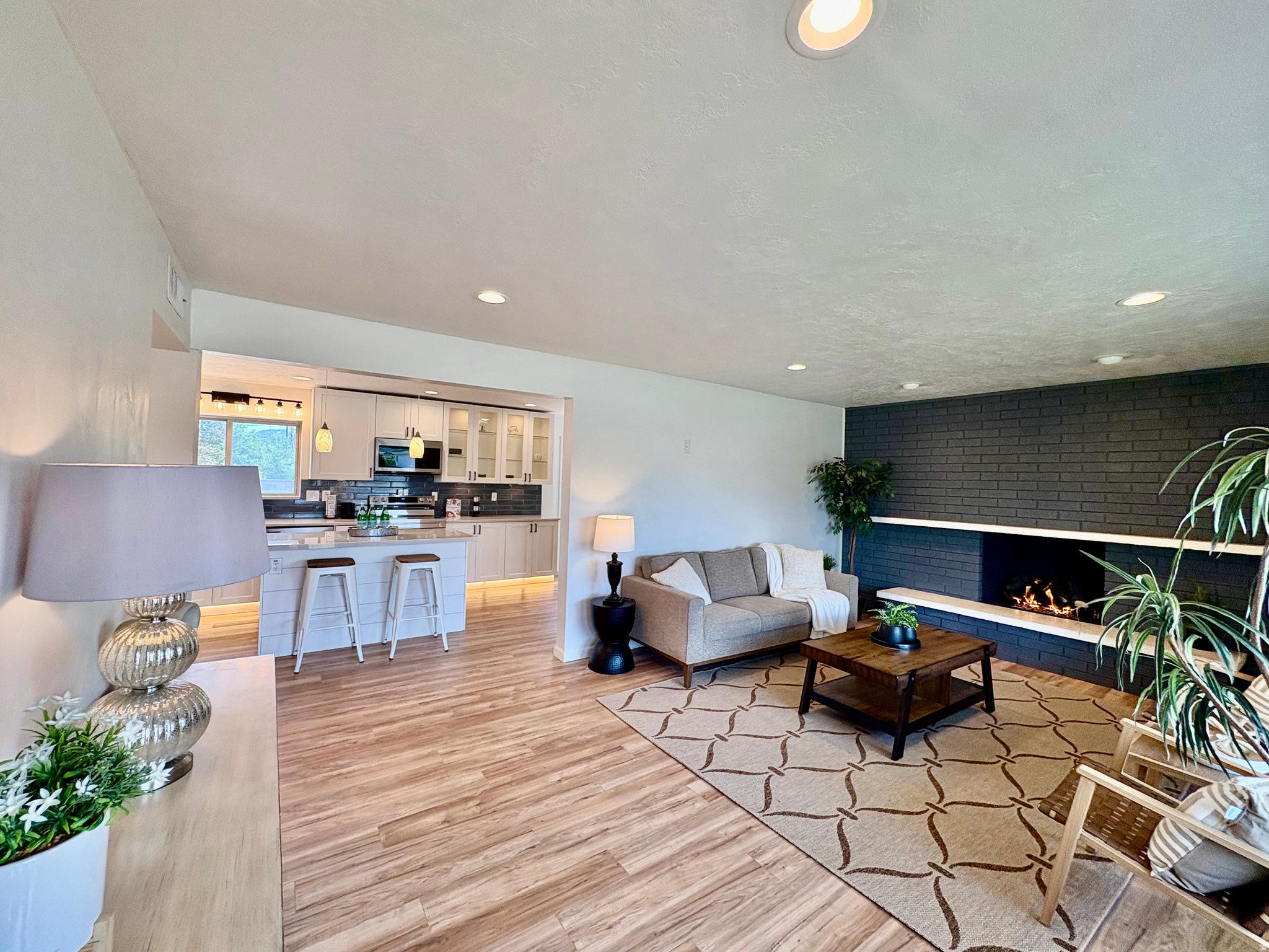 HOFFMAN HEIGHTS - Residential