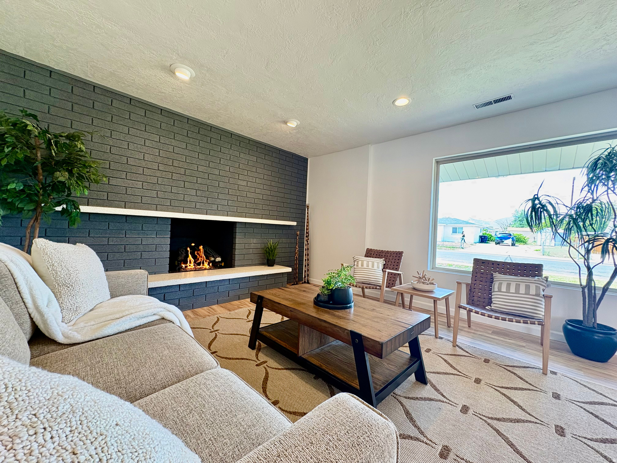 HOFFMAN HEIGHTS - Residential