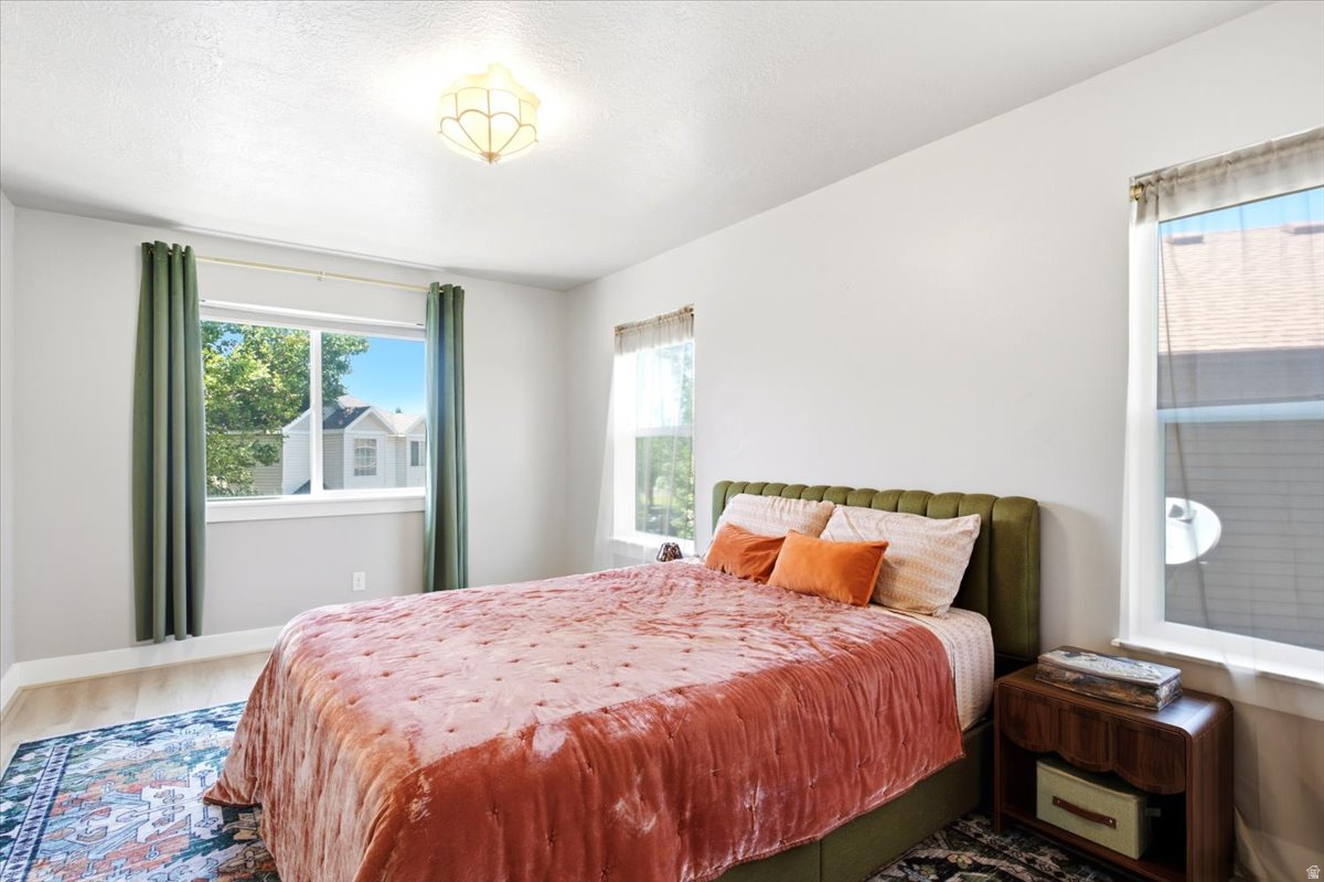 NORTH PARK MEADOW - Residential