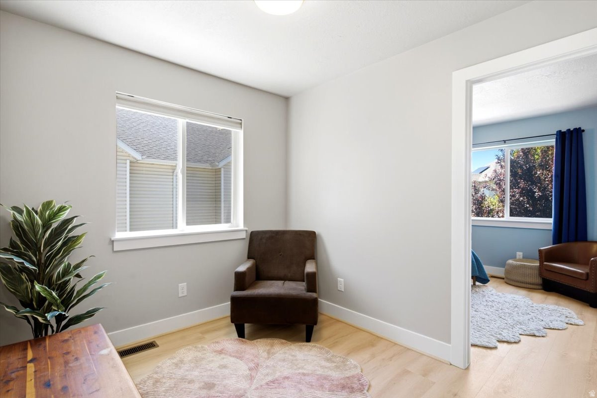 NORTH PARK MEADOW - Residential