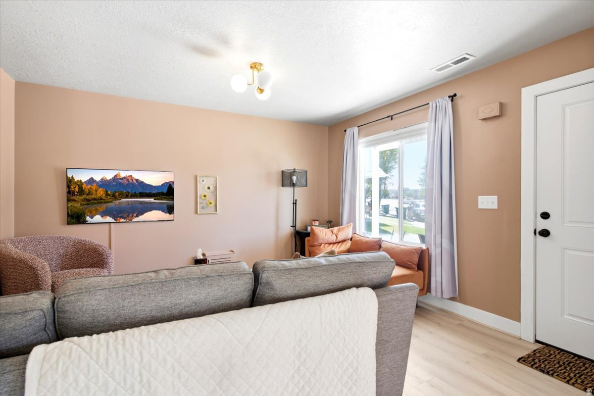 NORTH PARK MEADOW - Residential