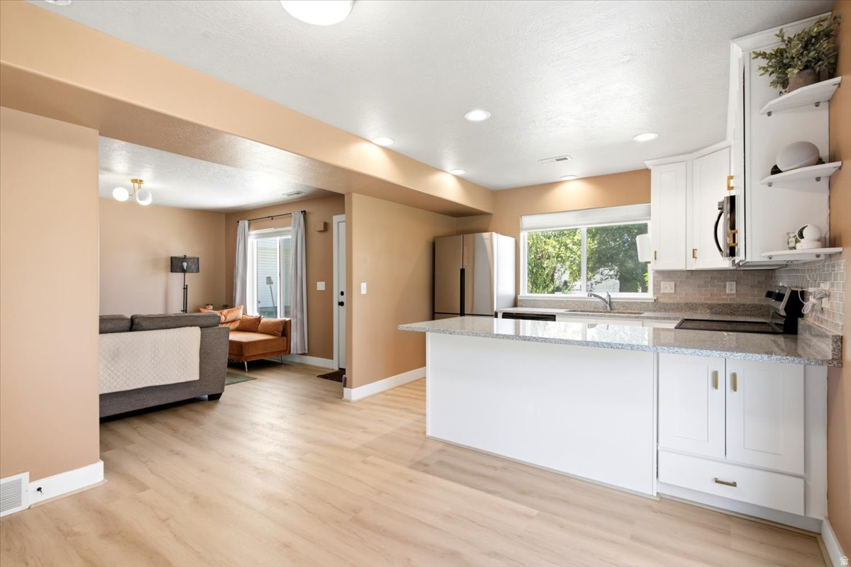 NORTH PARK MEADOW - Residential