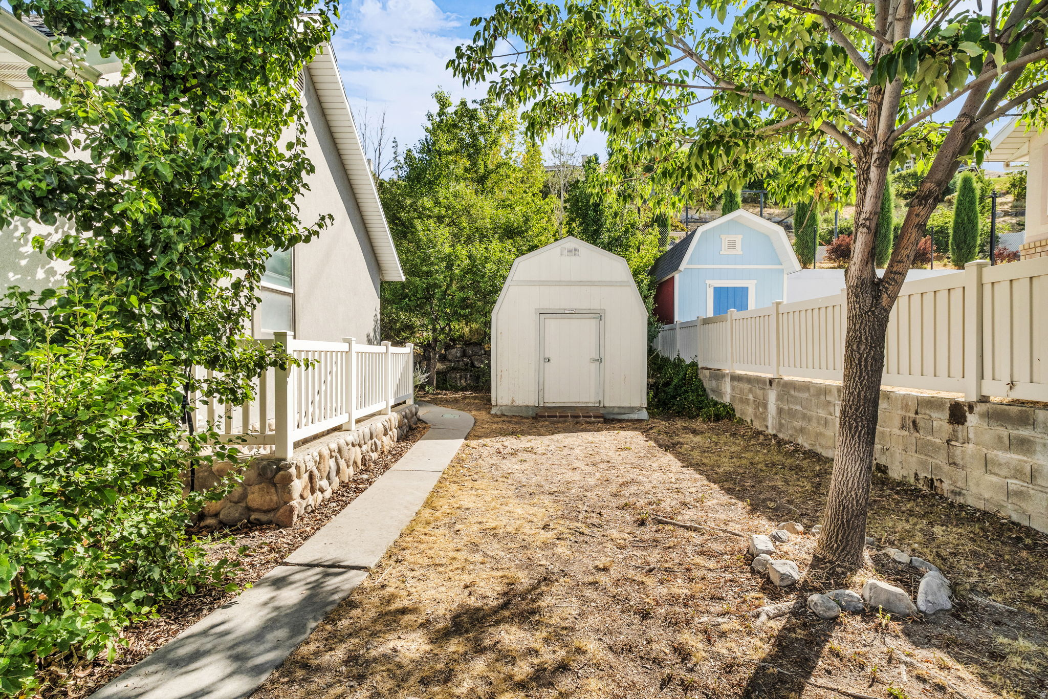 CANBERRA WEST - Residential