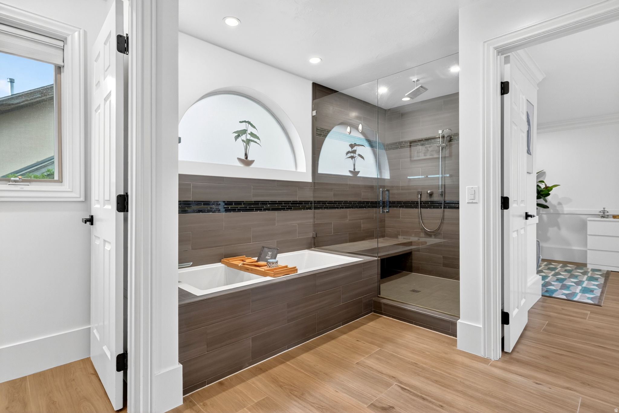 ENSIGN DOWNS PLAT H - Residential