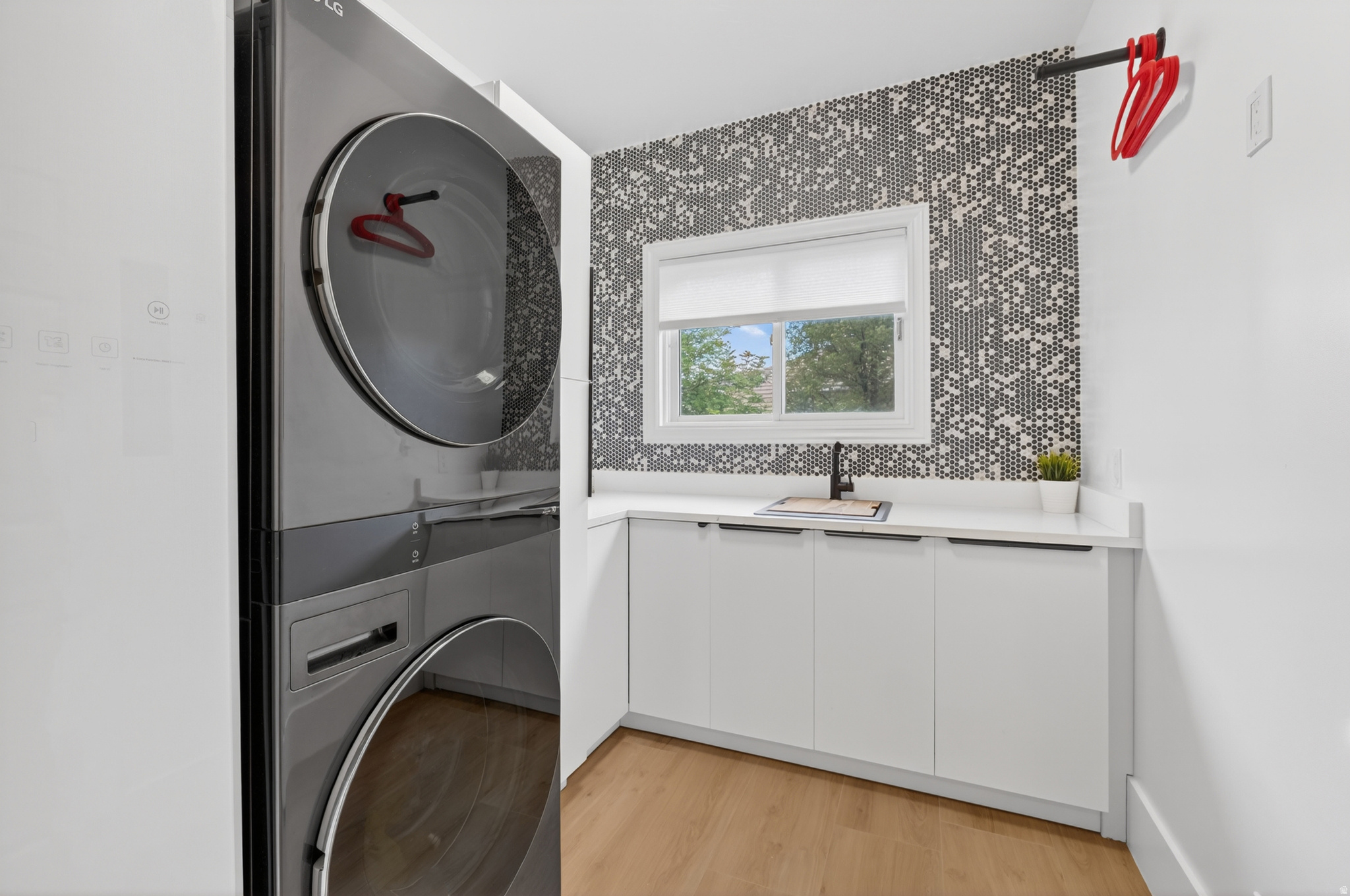 ENSIGN DOWNS PLAT H - Residential