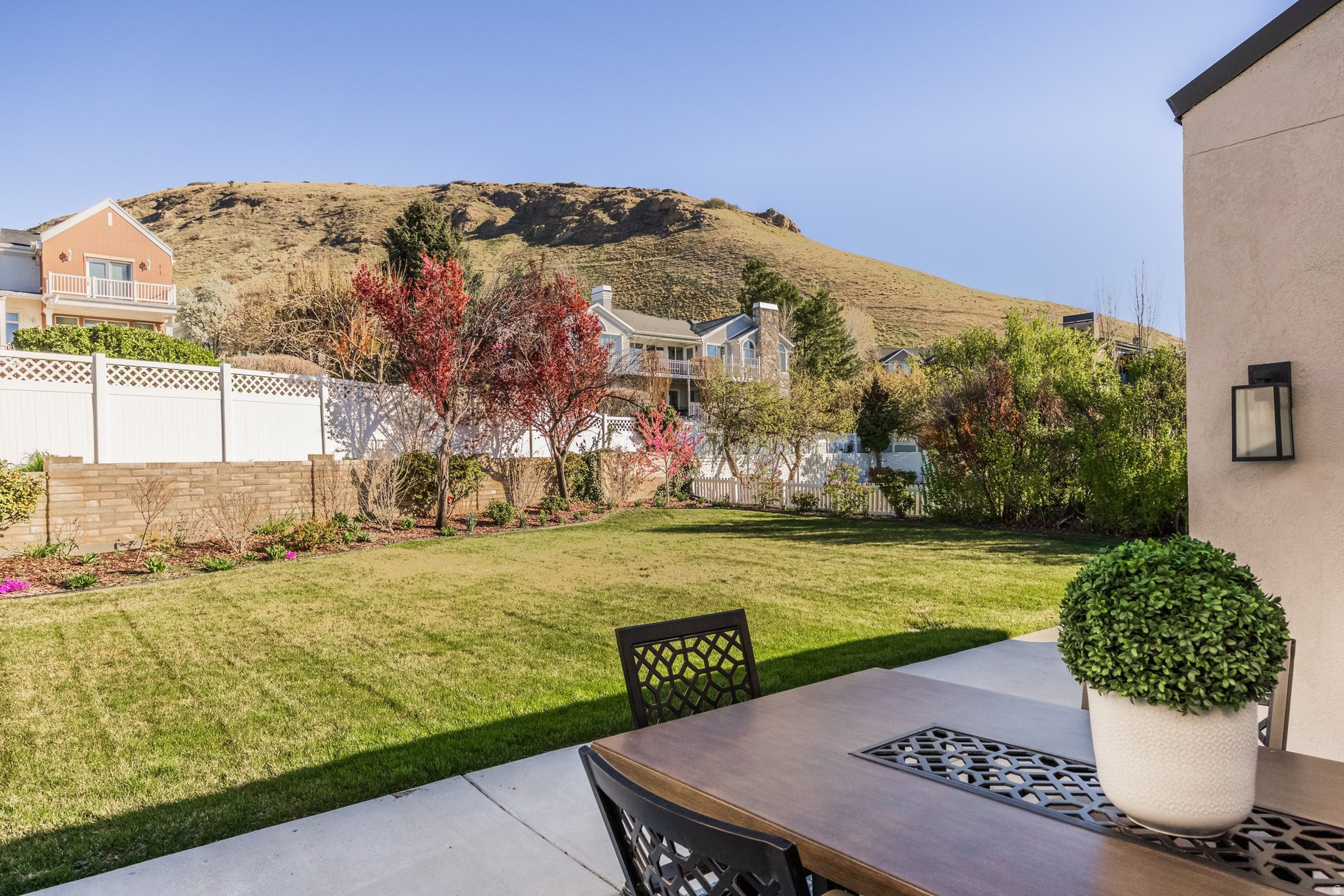 ENSIGN DOWNS - Residential