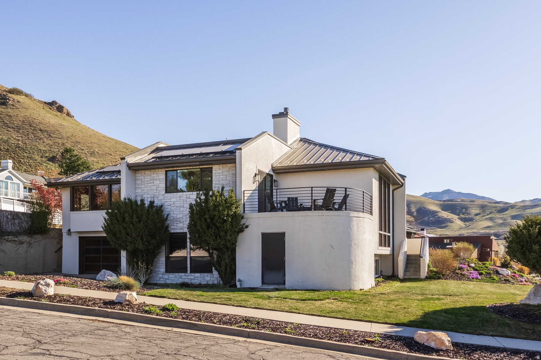 ENSIGN DOWNS - Residential