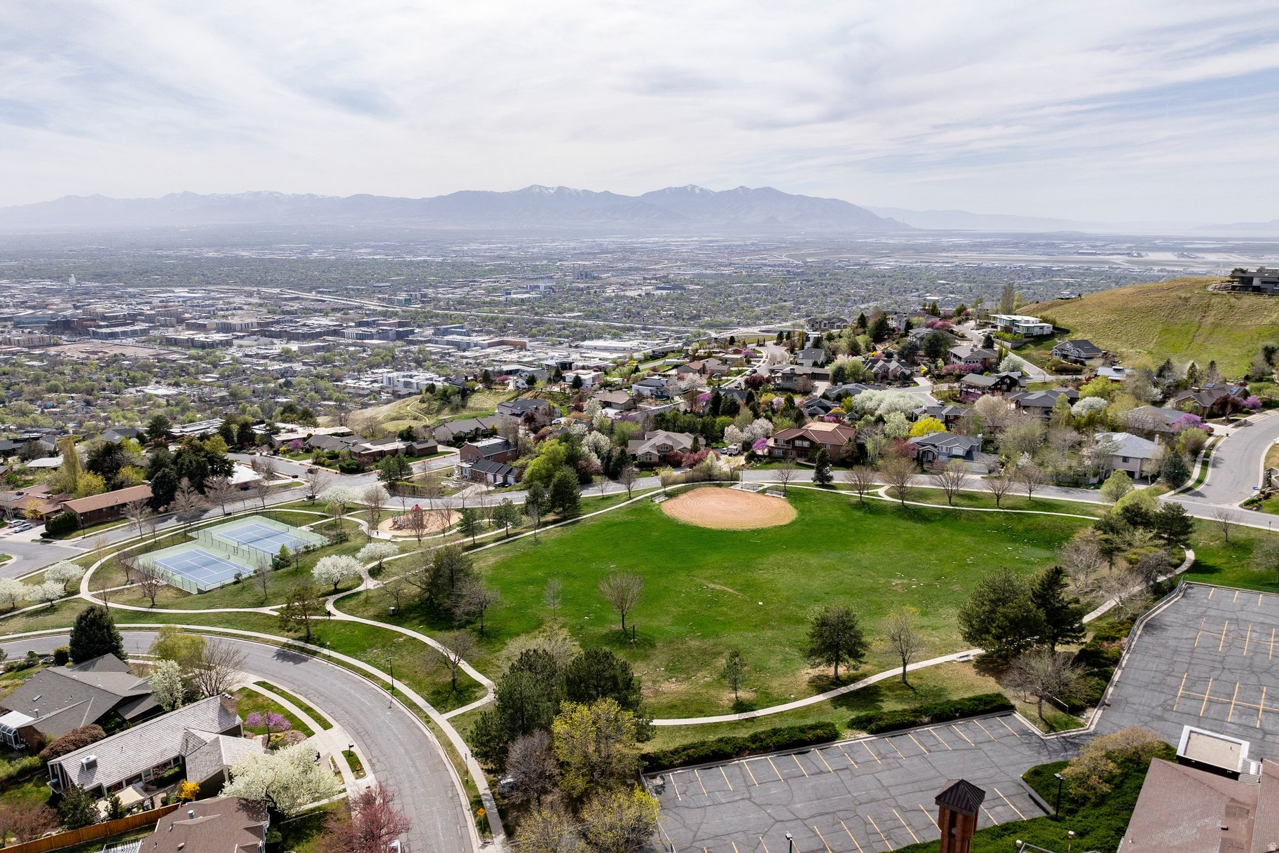 ENSIGN DOWNS - Residential