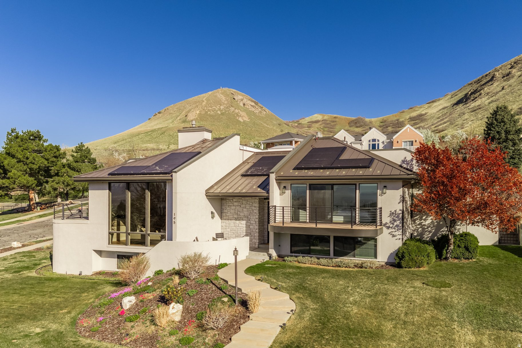 ENSIGN DOWNS - Residential