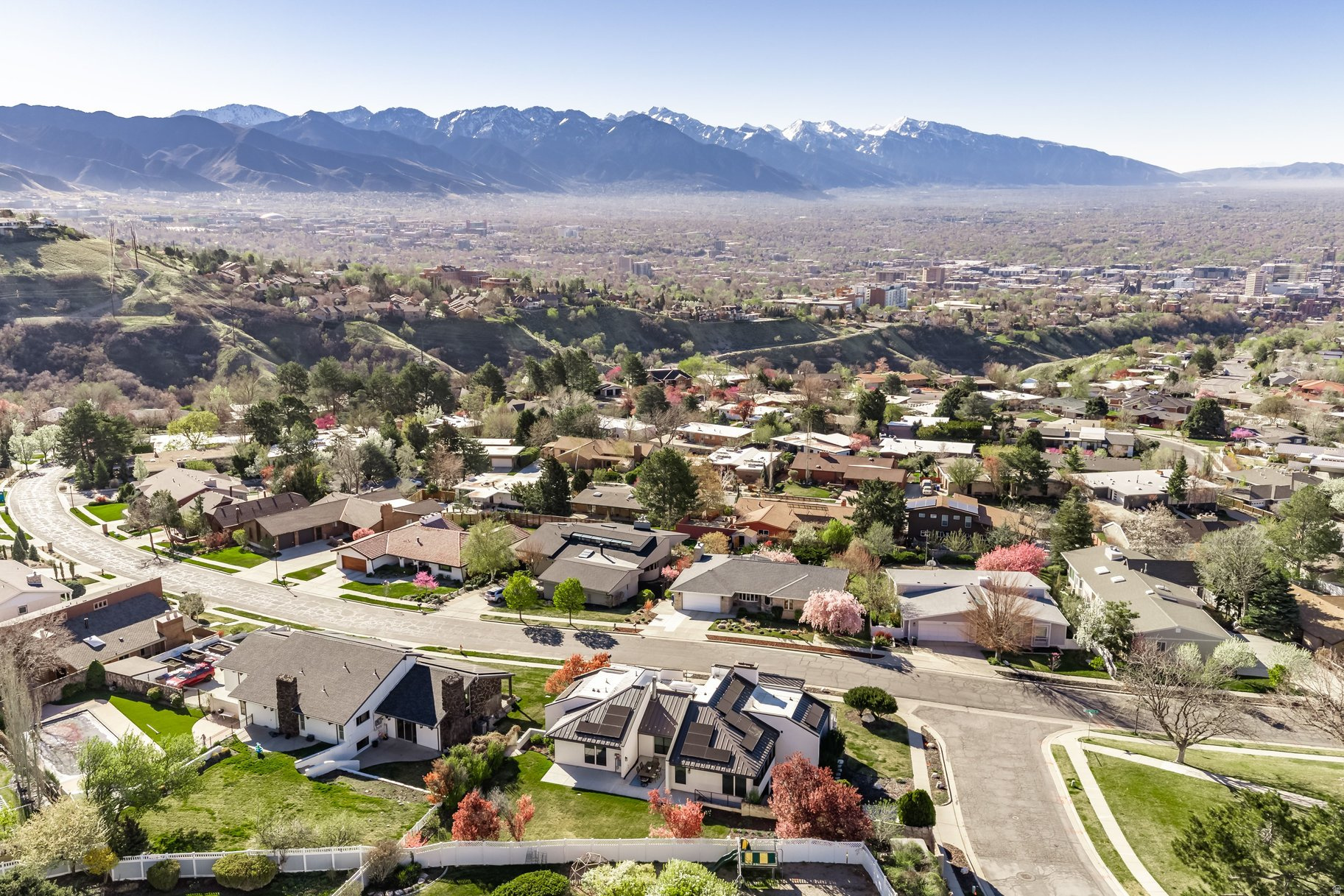 ENSIGN DOWNS - Residential