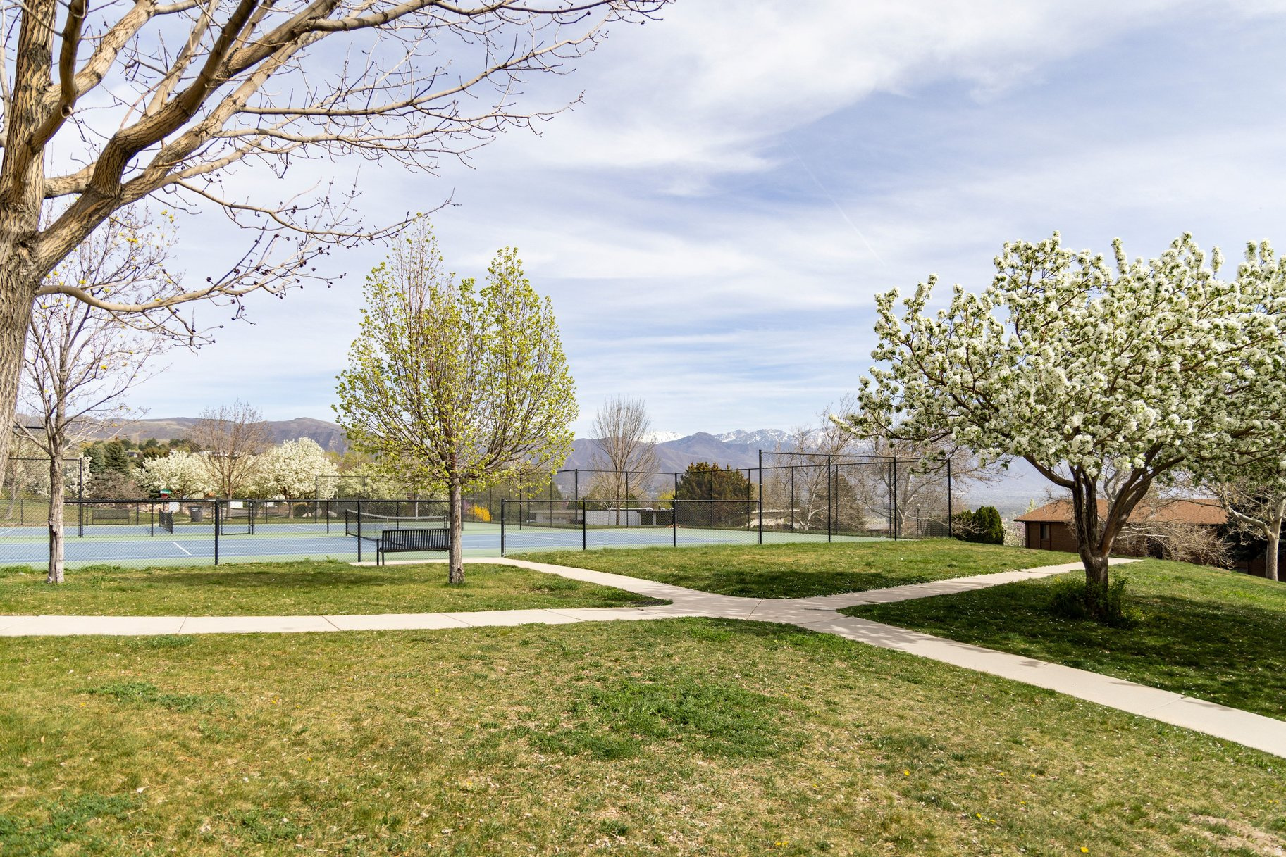 ENSIGN DOWNS - Residential
