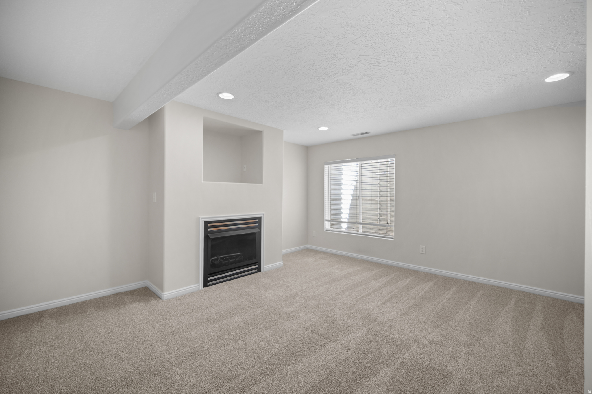 INVERNESS SQUARE - Residential