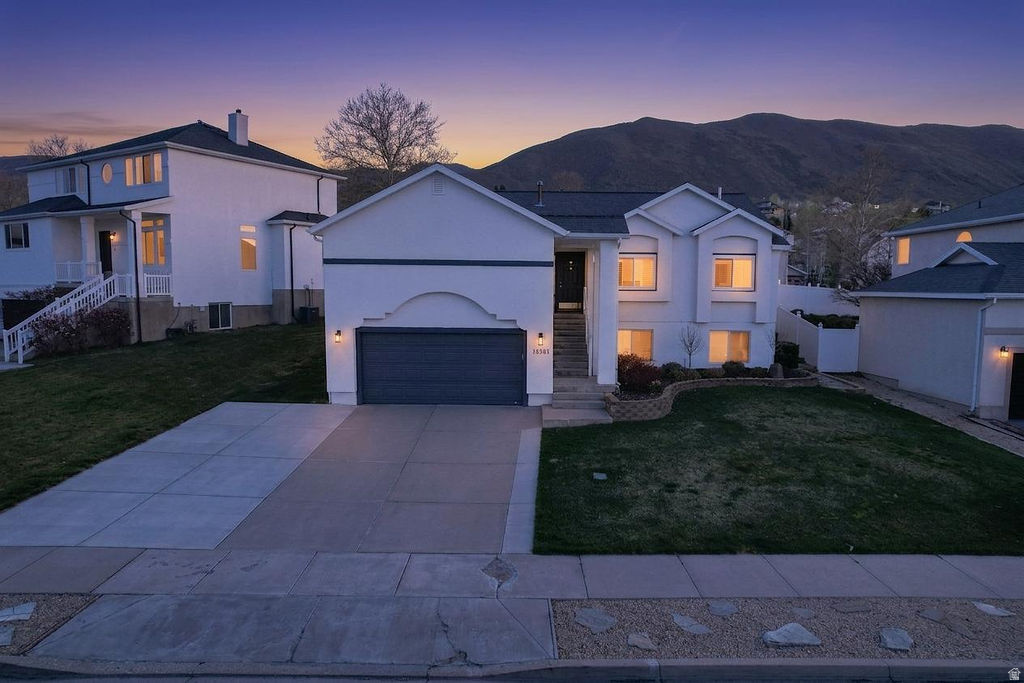 SOUTH MOUNTAIN - Residential