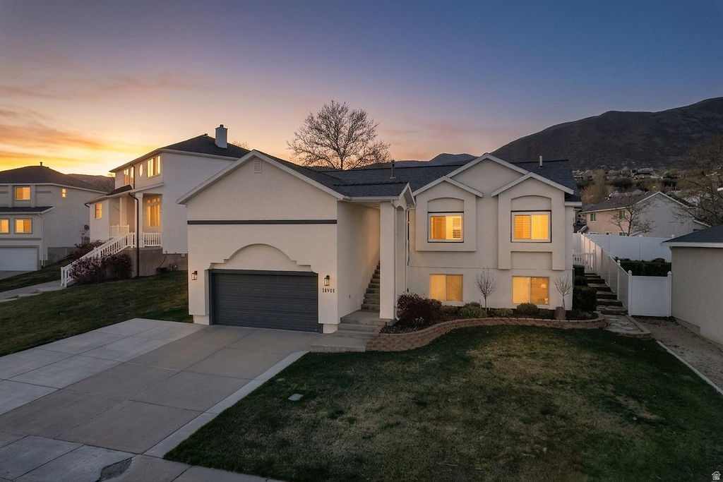 SOUTH MOUNTAIN - Residential