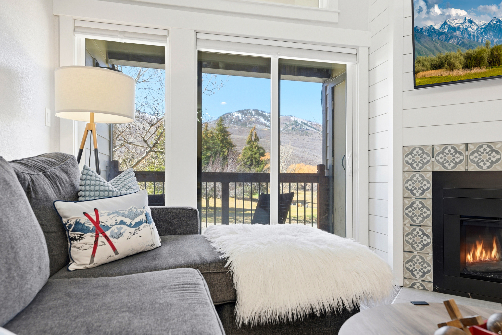 SNOWCREST CONDOMINIUMS - Residential