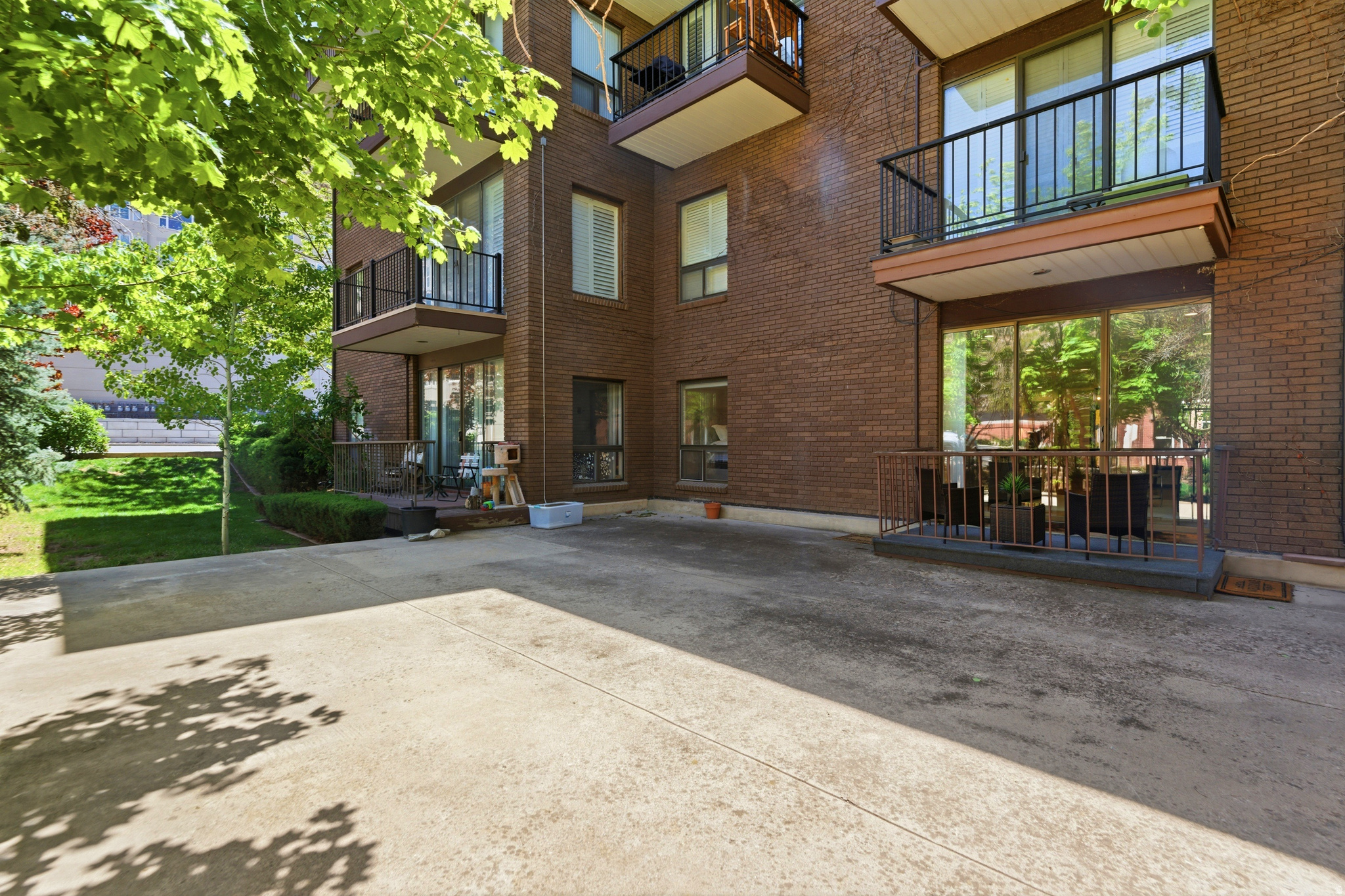 OAKWOOD GARDENS - Residential