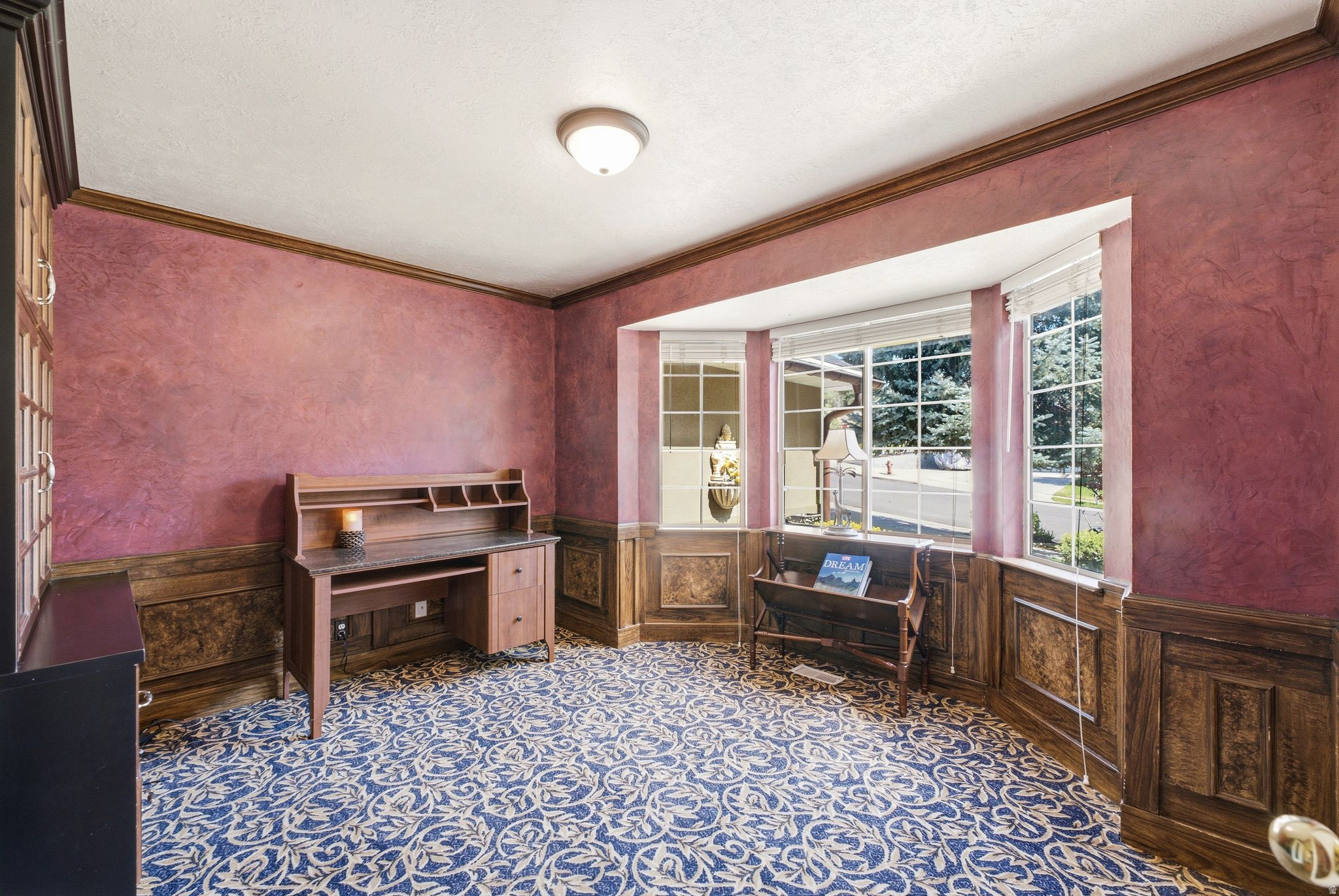 HIDDEN VALLEY COUNTRY CLUB ESTATES - Residential