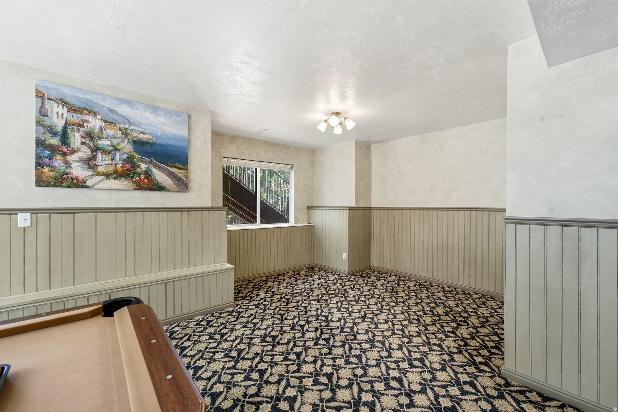 HIDDEN VALLEY COUNTRY CLUB ESTATES - Residential