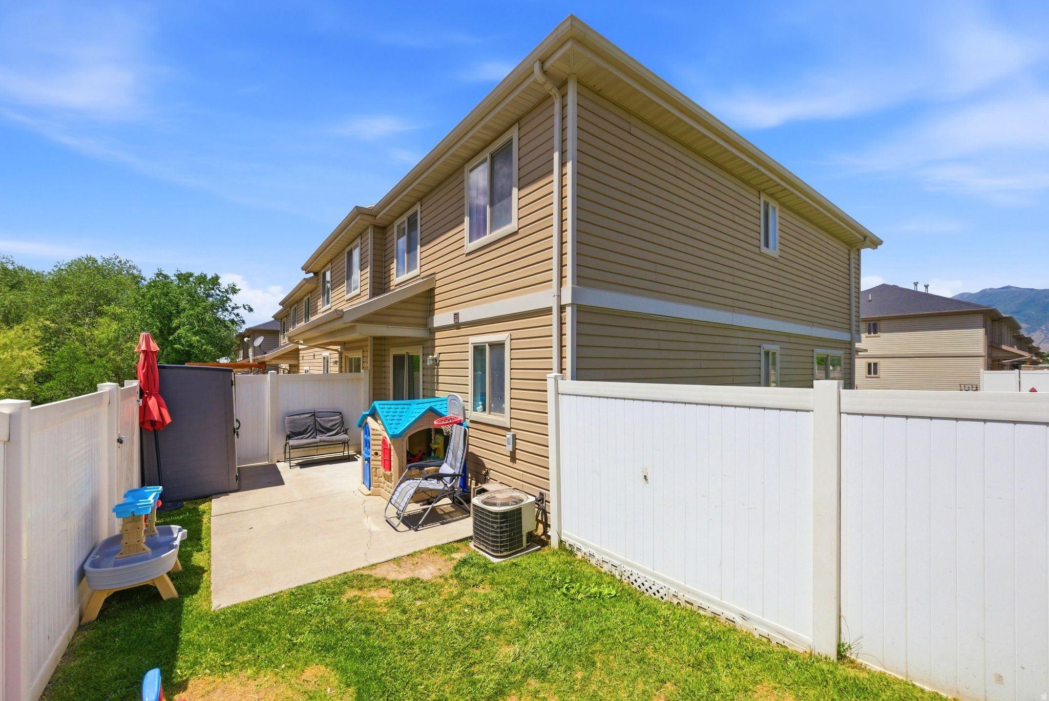 BLACK HORSE RUN - Residential