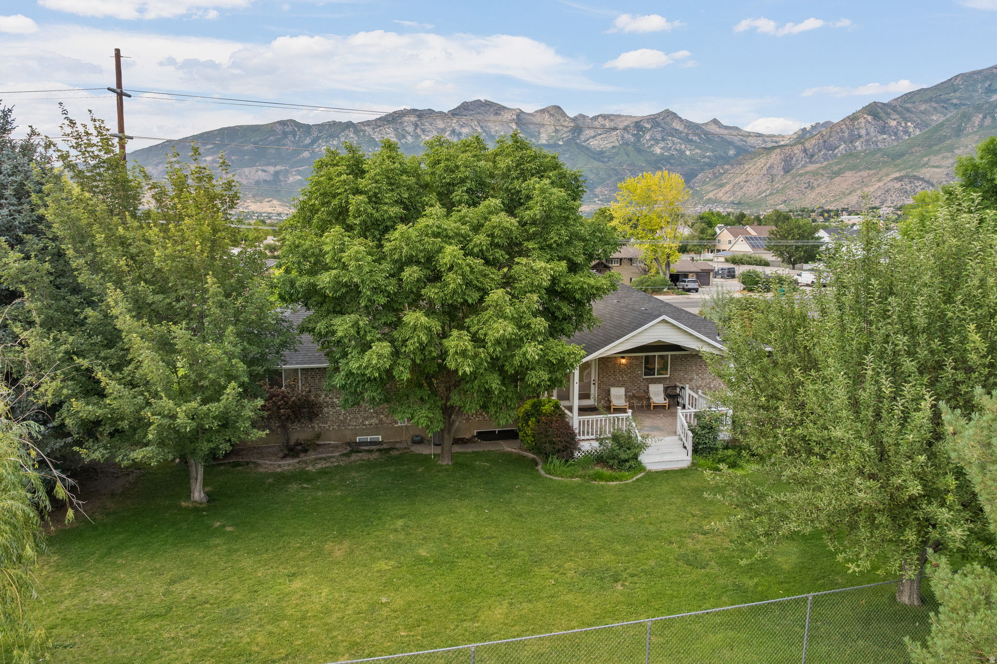 ALPINE COUNTRY CLUB - Residential