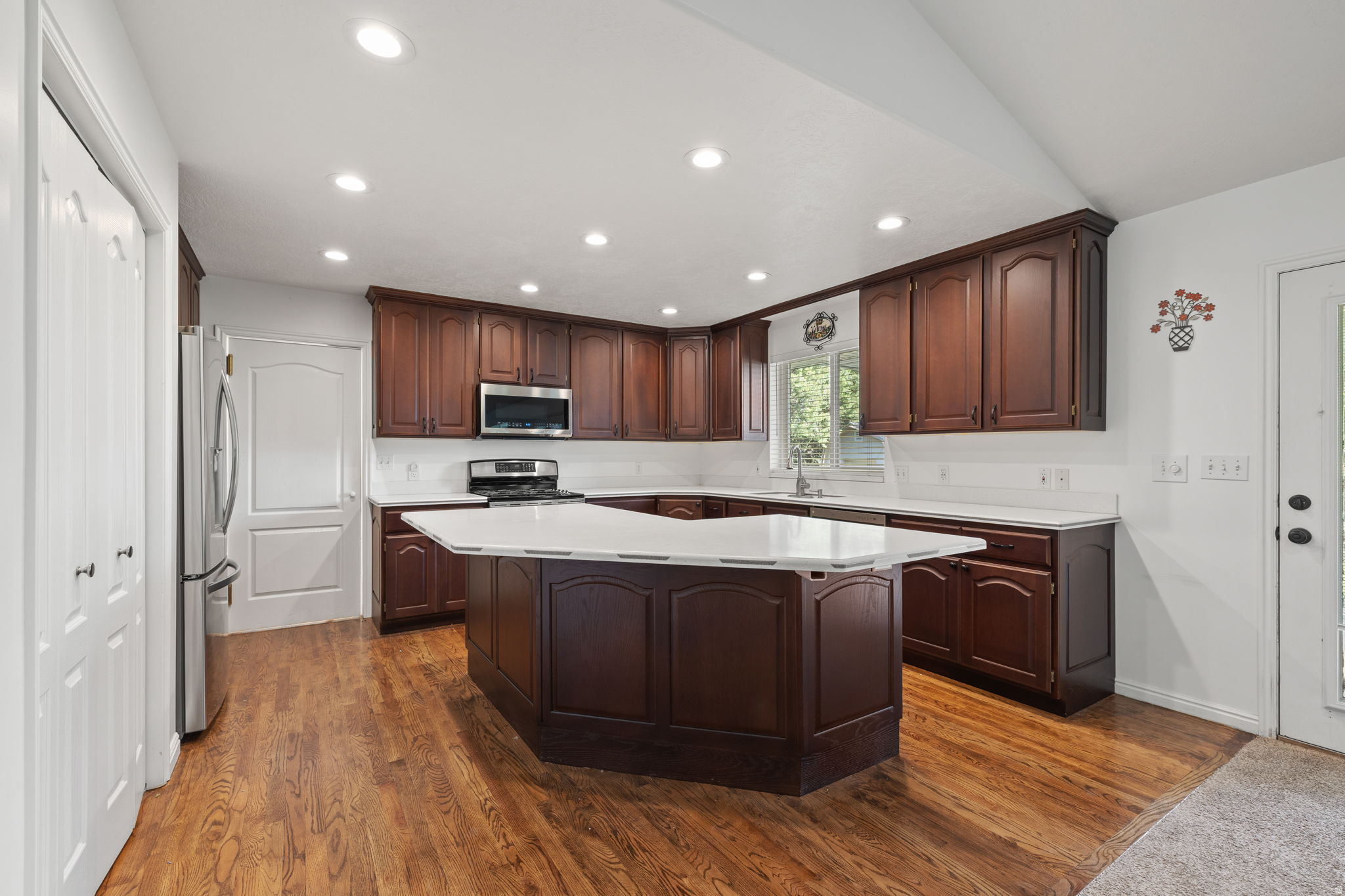 ALPINE COUNTRY CLUB - Residential