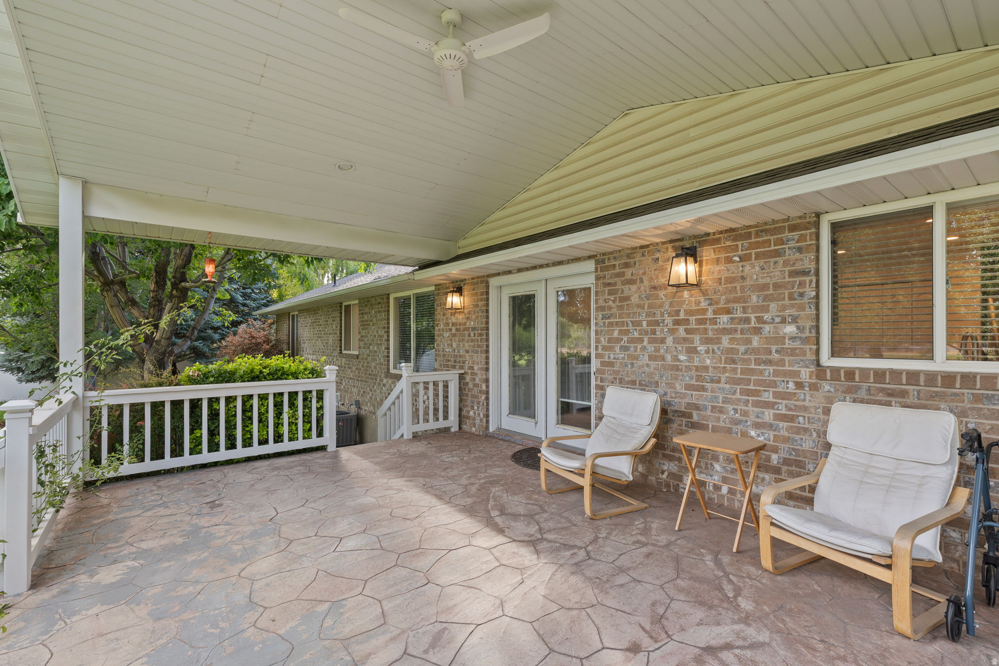 ALPINE COUNTRY CLUB - Residential