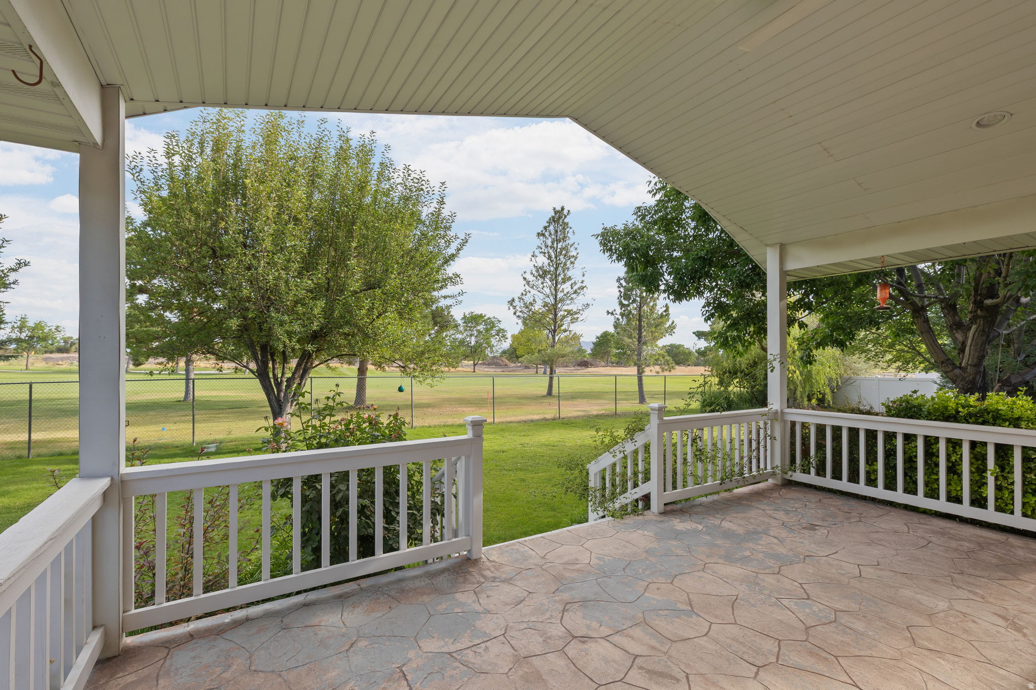 ALPINE COUNTRY CLUB - Residential
