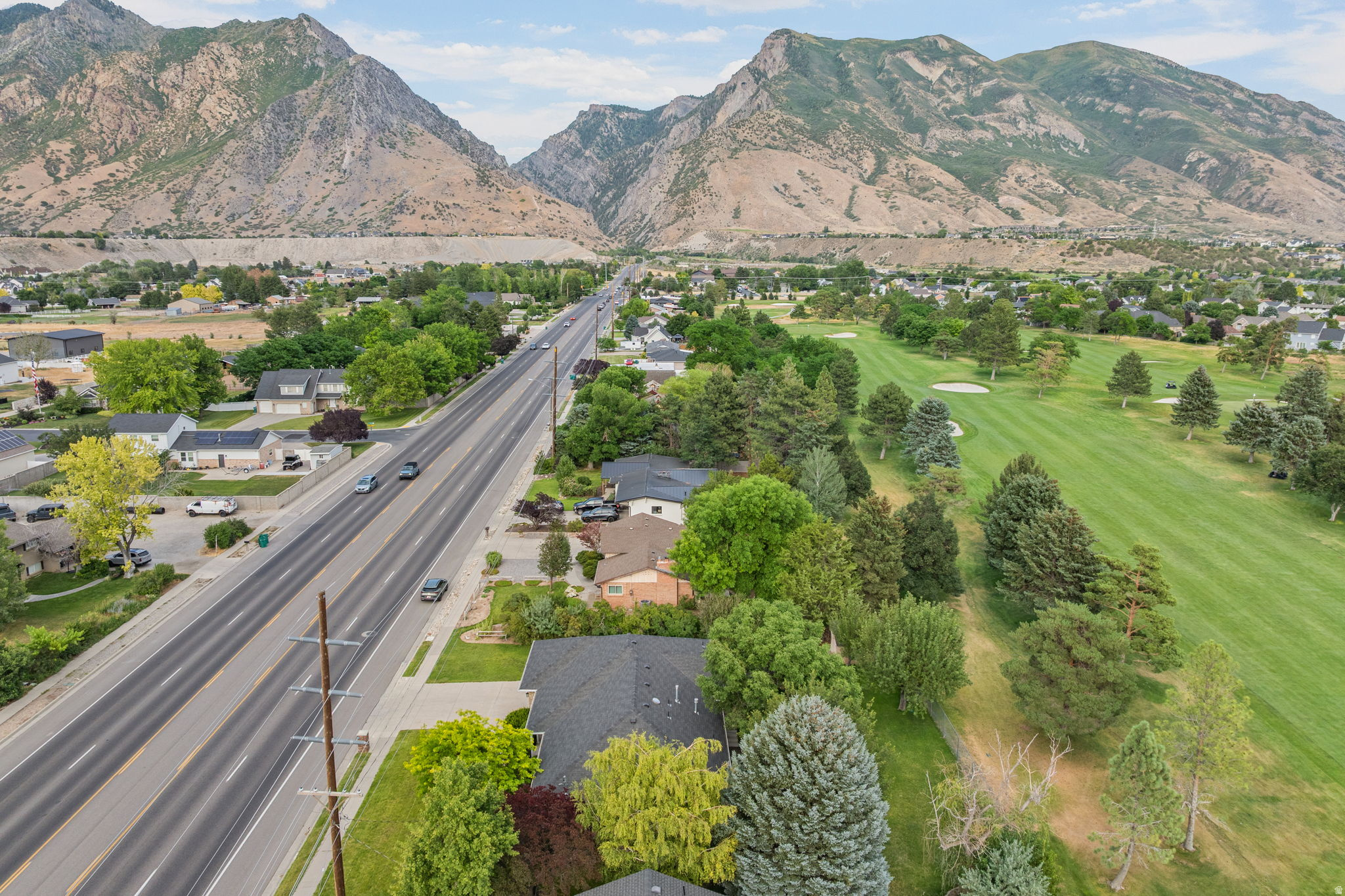 ALPINE COUNTRY CLUB - Residential