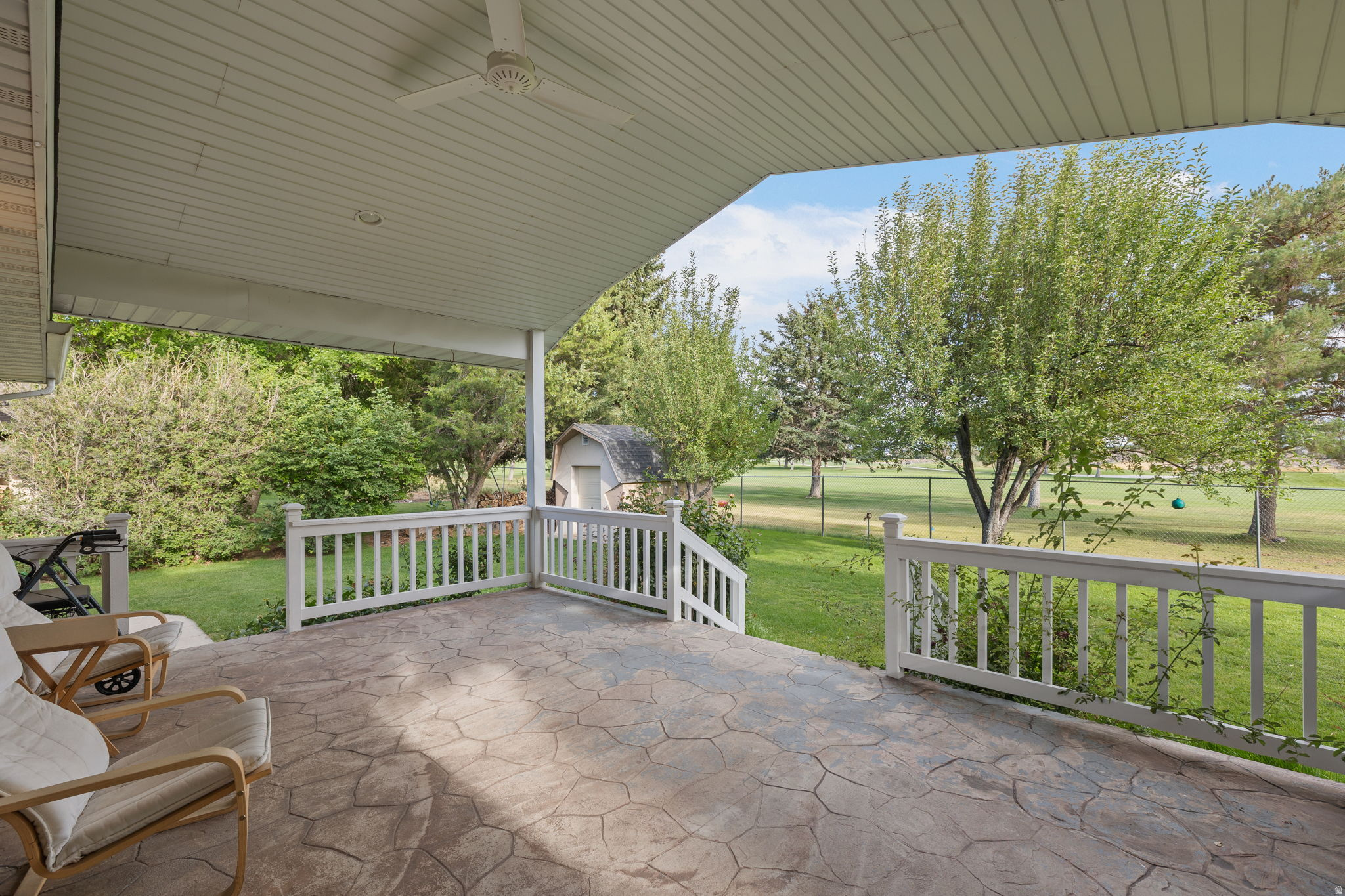 ALPINE COUNTRY CLUB - Residential