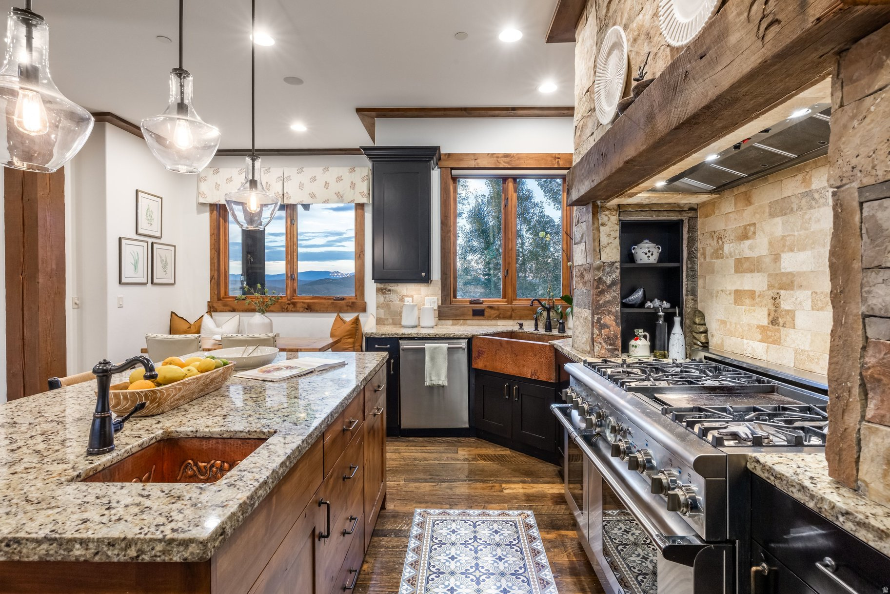 COVE AT SUN PEAK - Residential
