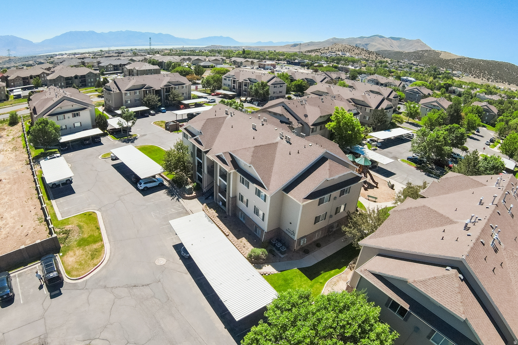WILLOW SPRINGS - Residential
