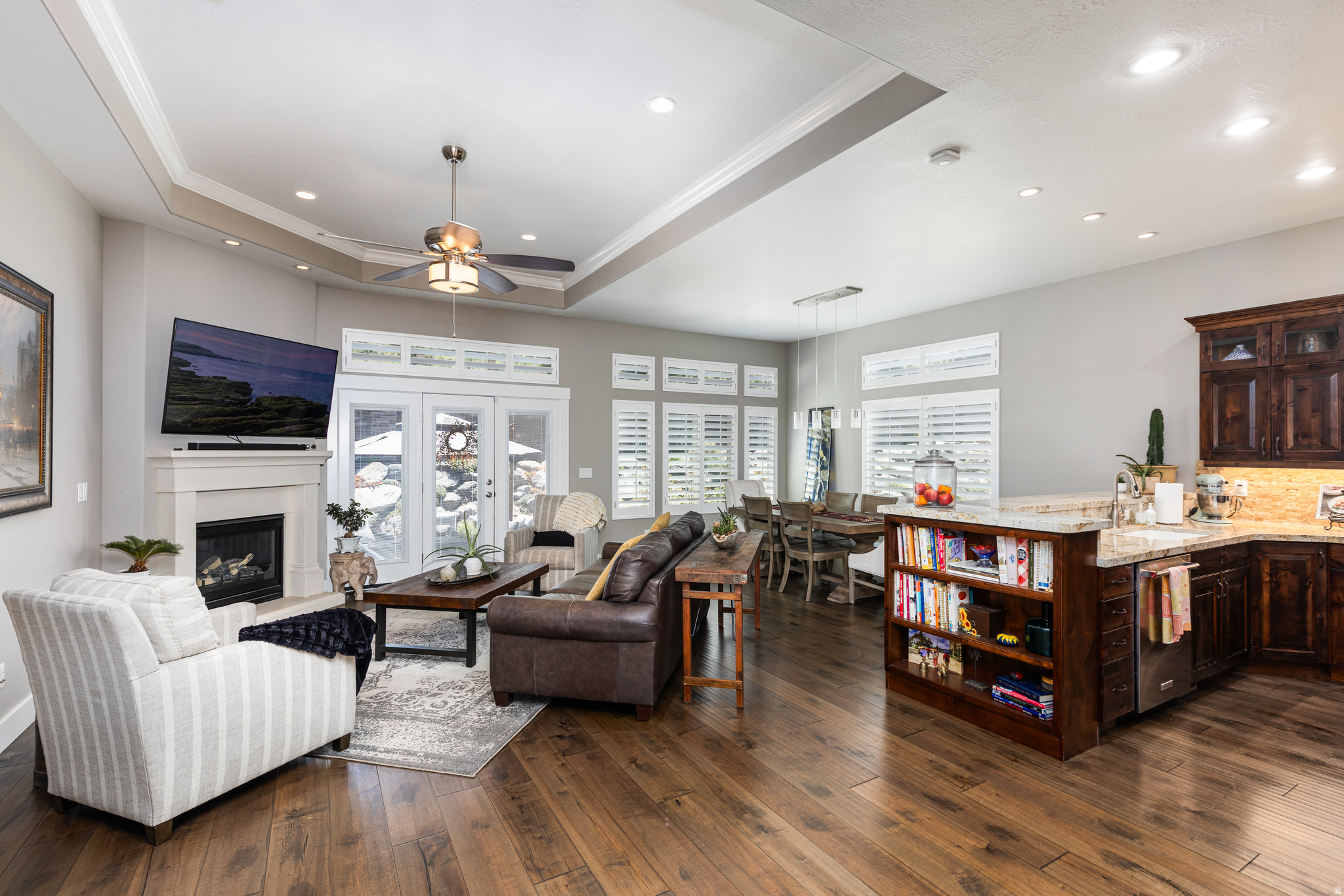 SUNSET RIDGE AT SOUT - Residential