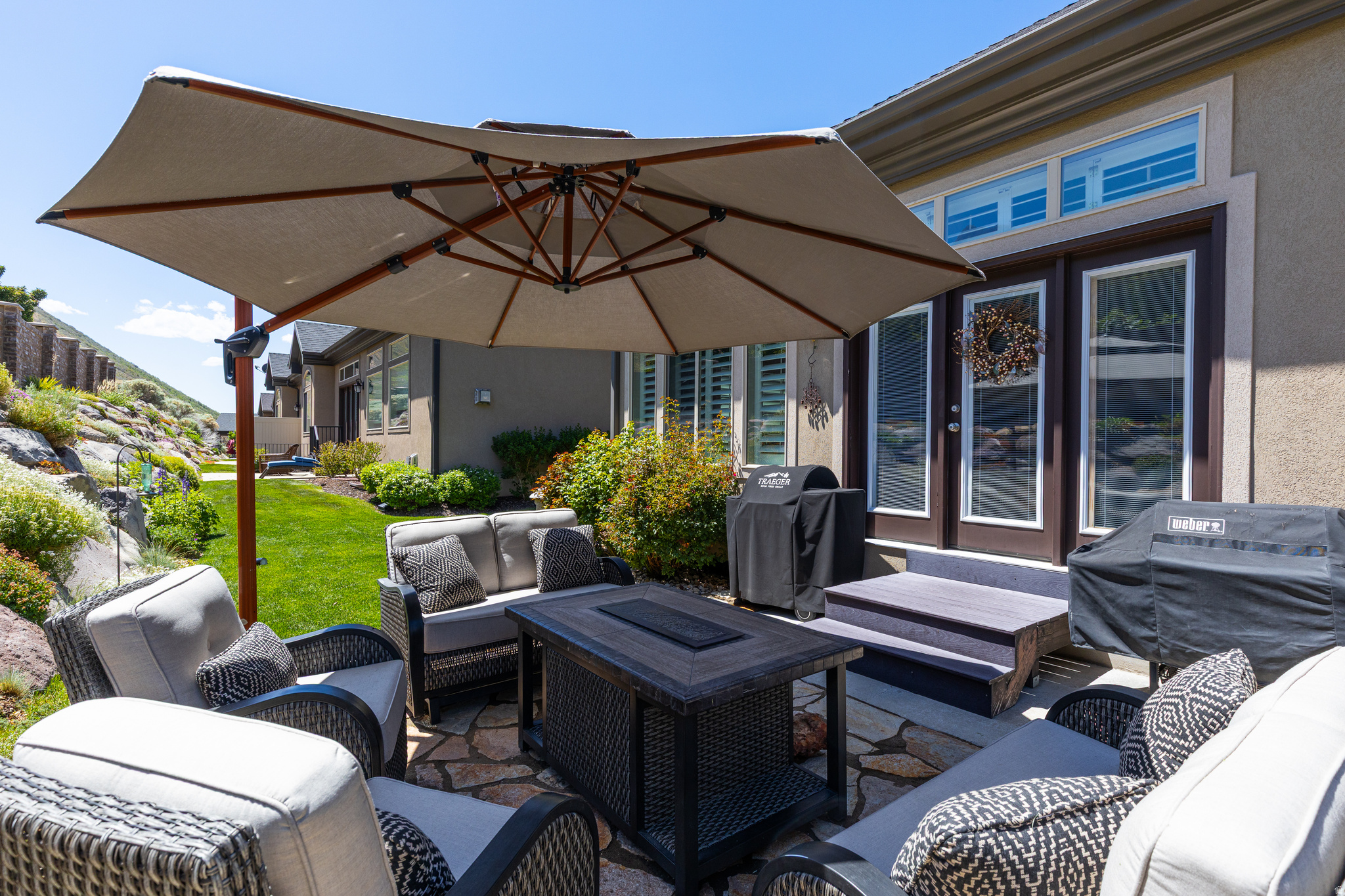 SUNSET RIDGE AT SOUT - Residential
