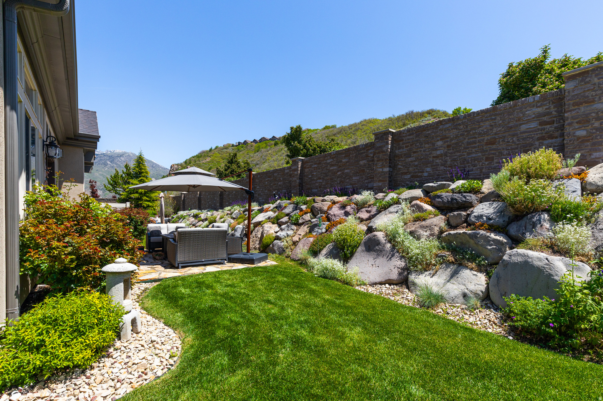 SUNSET RIDGE AT SOUT - Residential
