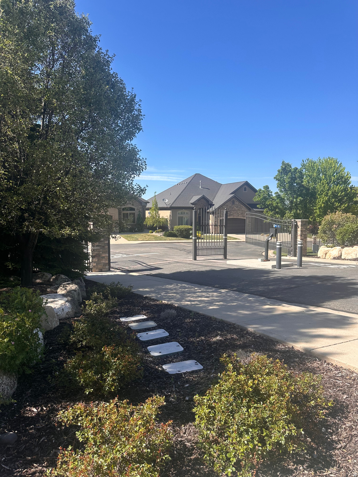 SUNSET RIDGE AT SOUT - Residential
