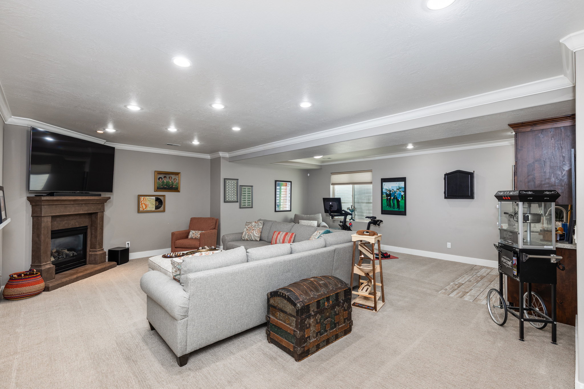 SUNSET RIDGE AT SOUT - Residential