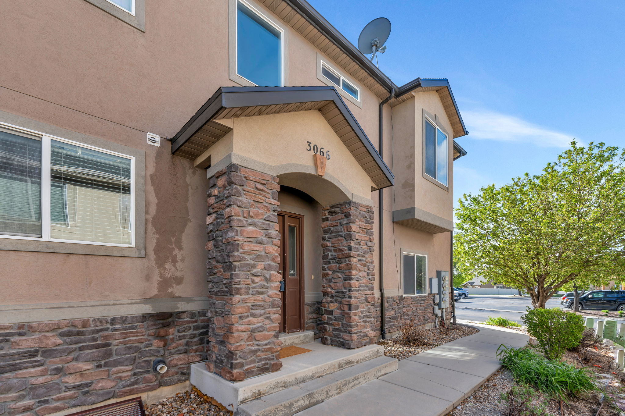 THANKSGIVING MEADOWS - Residential