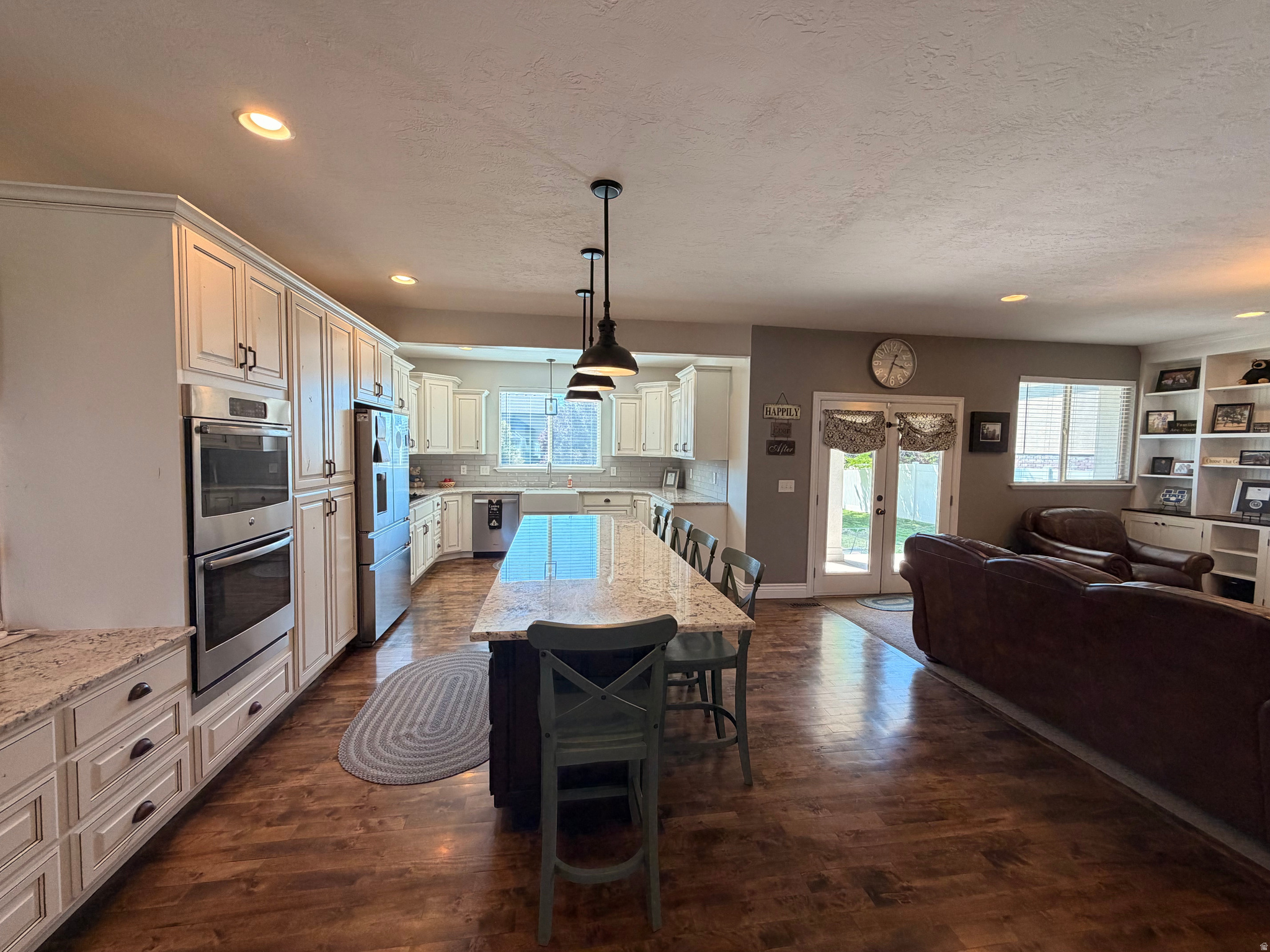 WHISPERWOOD - Residential