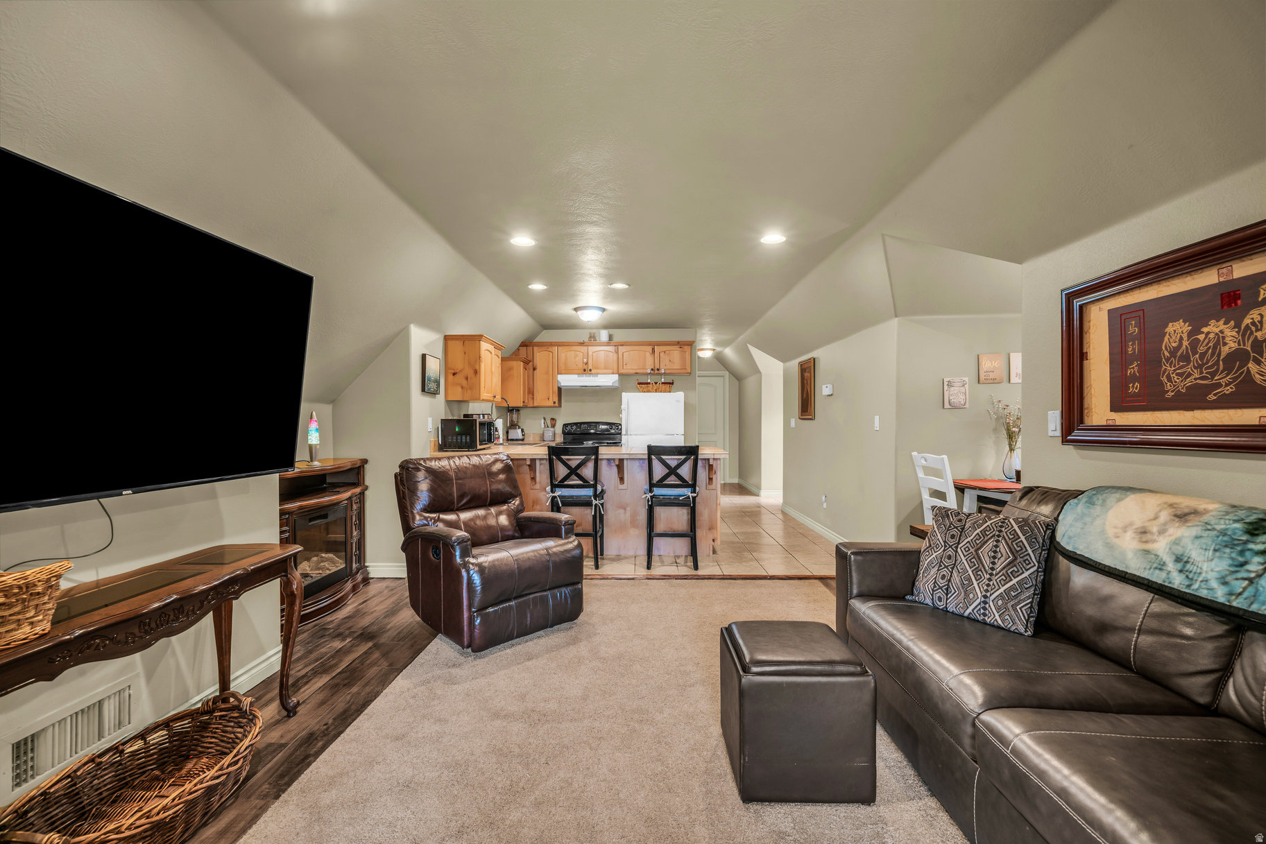 BLOOMINGTON RANCHES 6 AMD - Residential