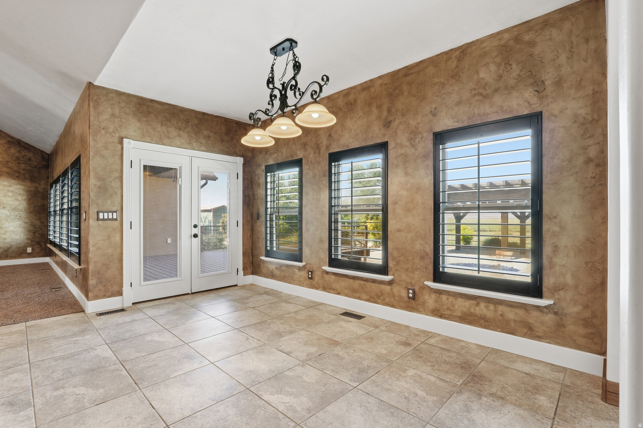 VALLEY VIEW - Residential