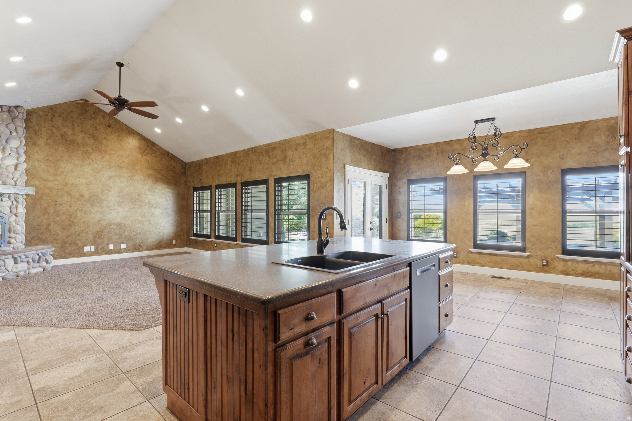VALLEY VIEW - Residential