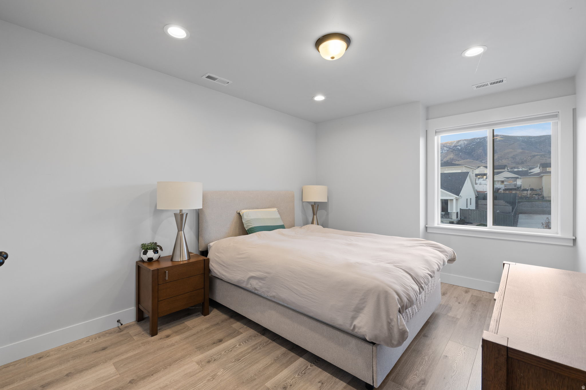 MALLARD BAY - Residential