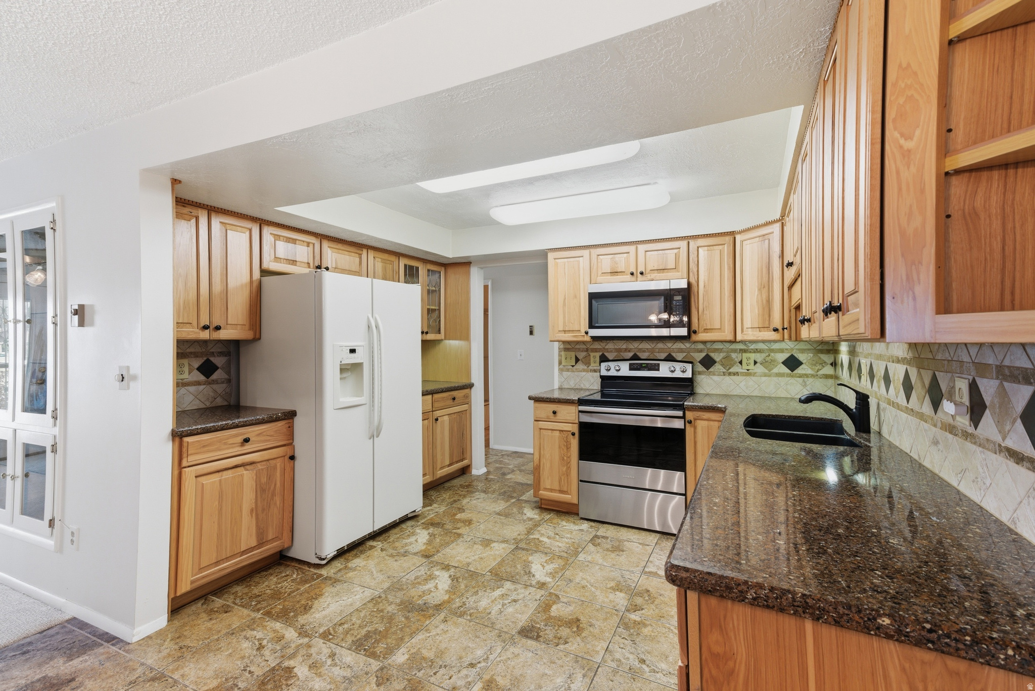EMERALD HILLS - Residential
