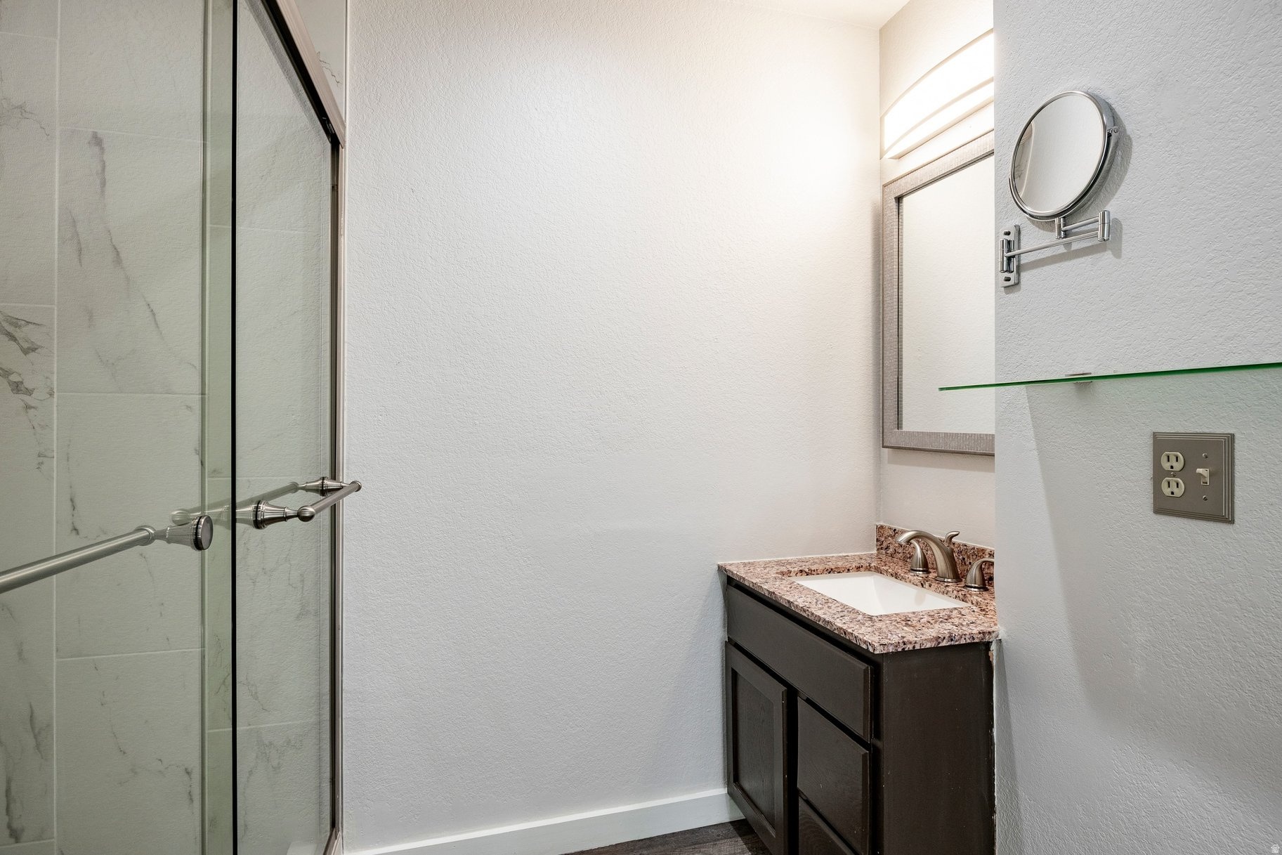 CARRIAGE HOUSE - Residential