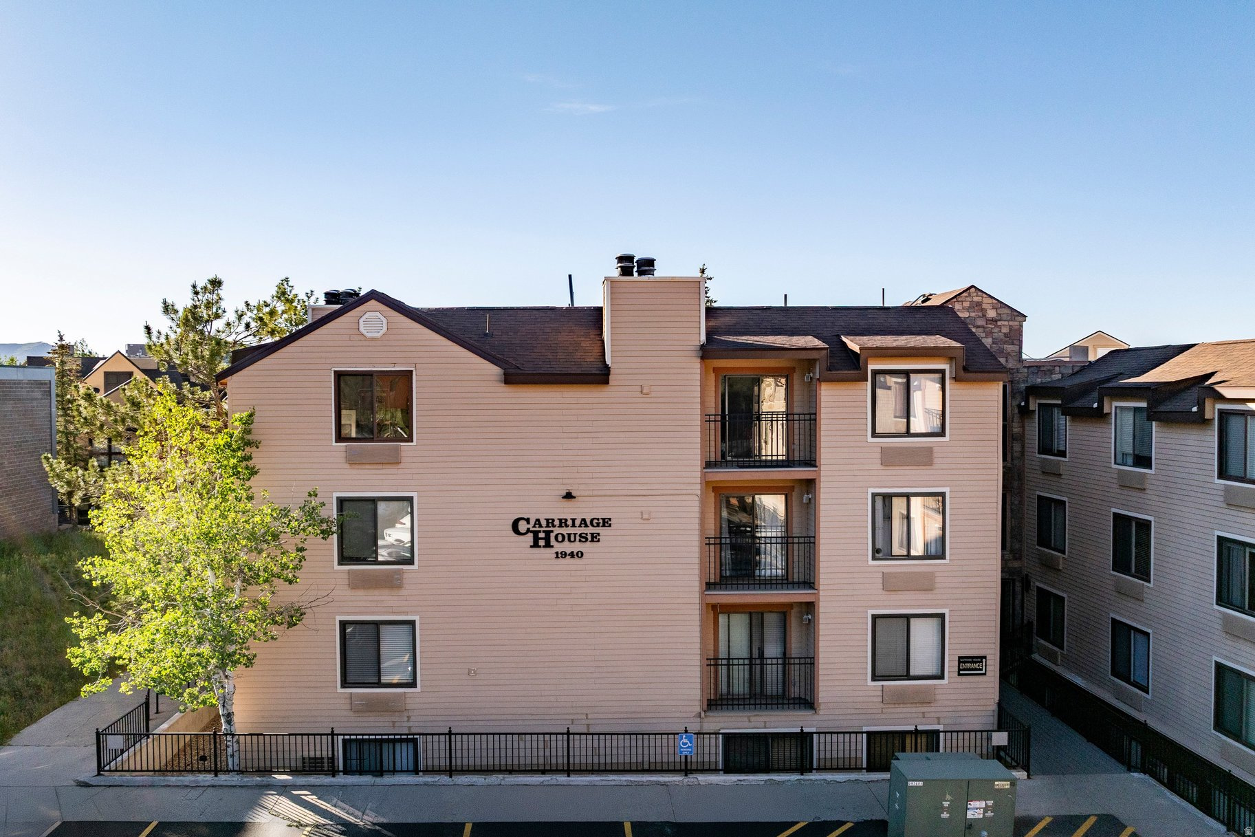 Top-floor Carriage House condo in Park City's Prospector Square with a quiet pool-facing setting and easy access to Park City's four-season lifestyle. Thoughtfully updated and offered furnished, this residence is well suited as a full-time home, a mountain getaway, or an investment property, nightly rental allowed. Recent improvements include new flooring, updated bathroom, refreshed kitchen, new appliances, countertops, electric fireplace, water heater, lighting, and  furniture, creating a comfortable interior ready for immediate enjoyment. The condo provides unbeatable walkable proximity to dining, shops, cafes, and the hiking/biking trail system. The free Park City transit system is out your front door for quick connections to Historic Main Street, Park City Mountain, Deer Valley, festivals, hiking, biking, golf, and the broader trail network. Carriage House amenities include a heated outdoor pool, indoor spa, common laundry facilities, storage lockers, secure building access, elevator service, and parking passes.
