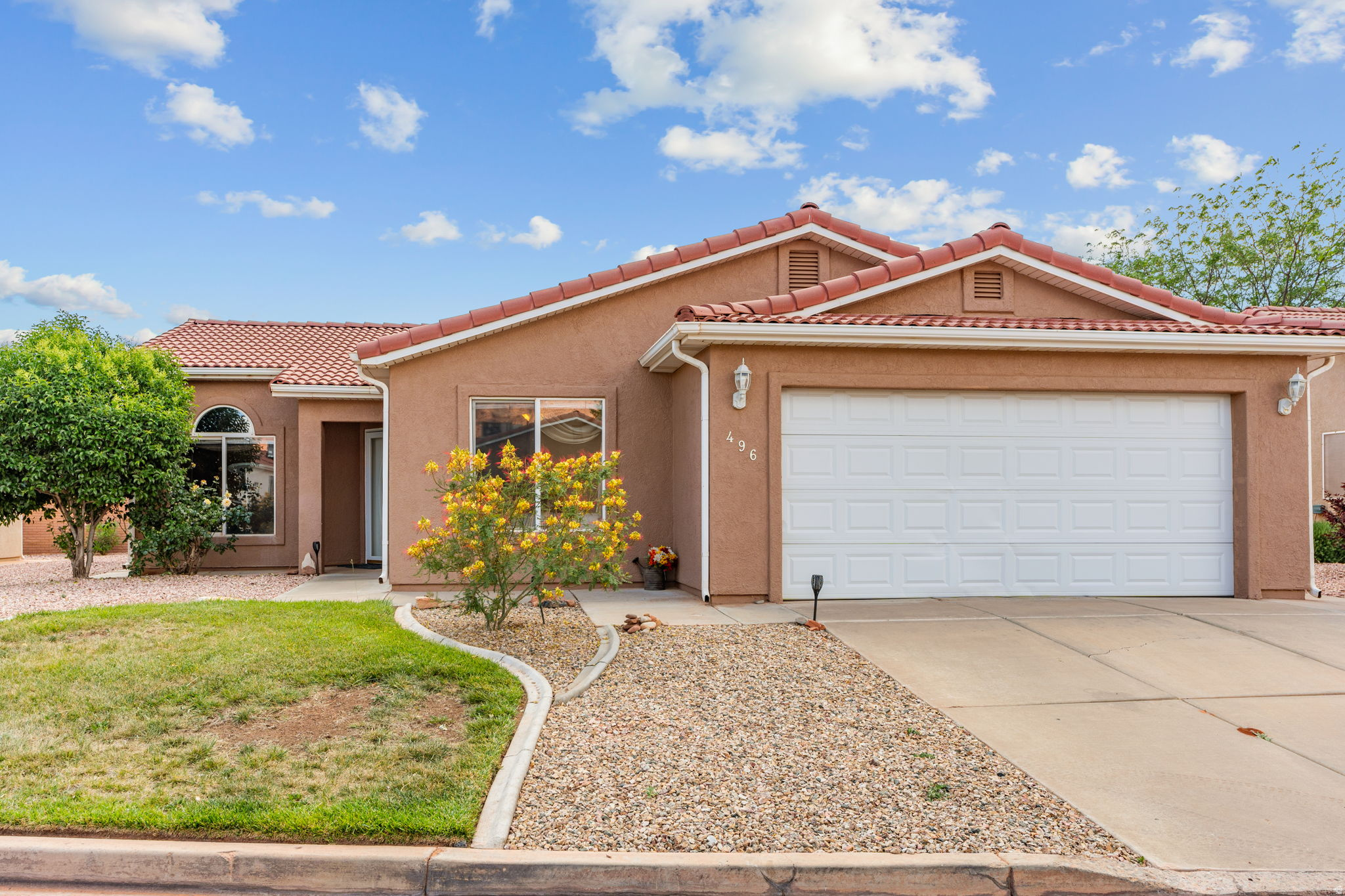 PADRE LAKES TH 2 - Residential