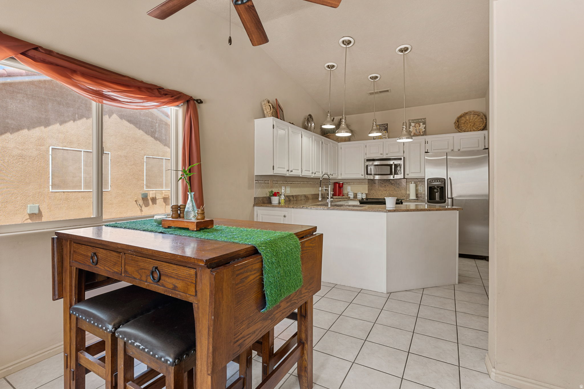 PADRE LAKES TH 2 - Residential