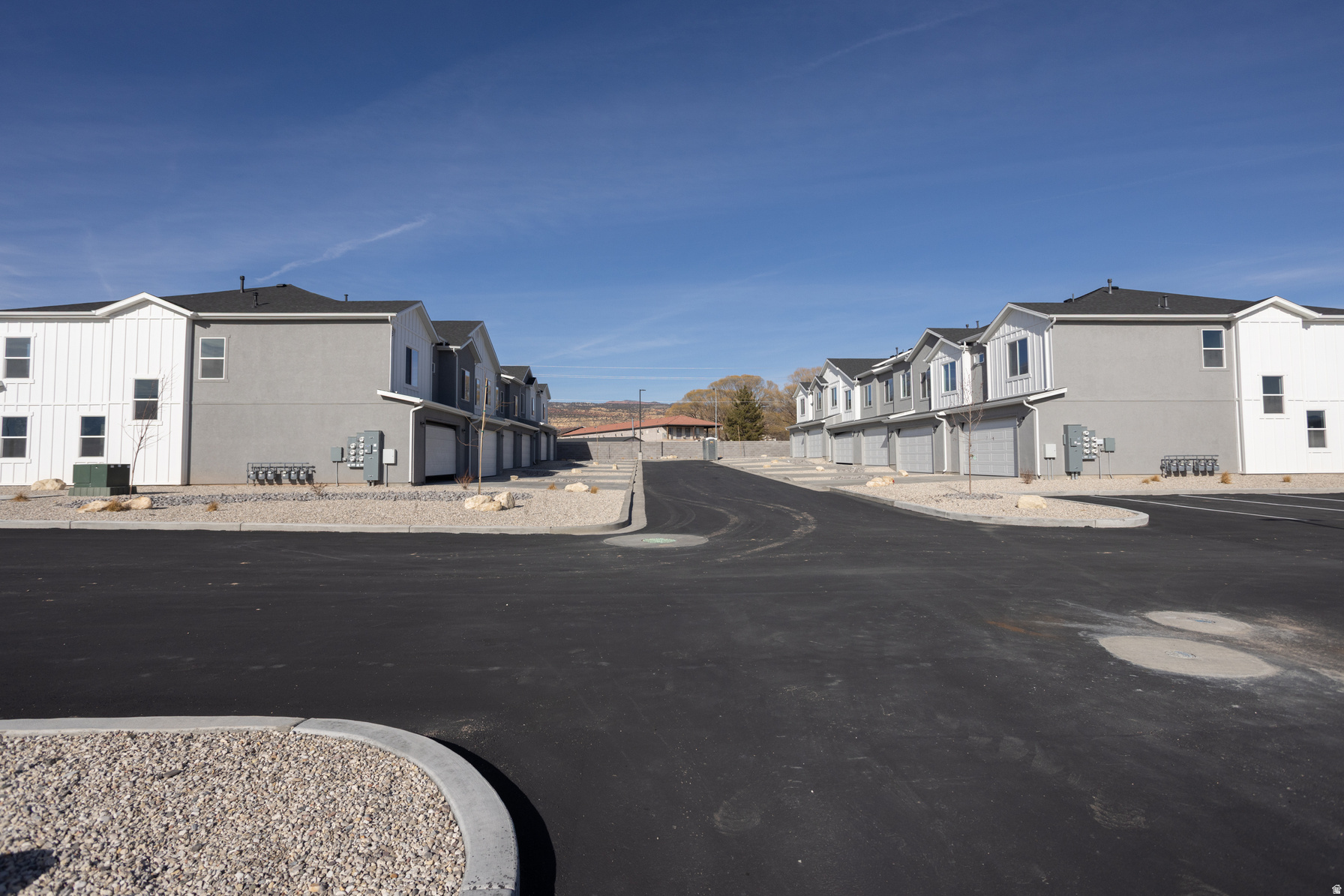 COVE MOUNTAIN VILLAGE TOWNHOMES - Residential