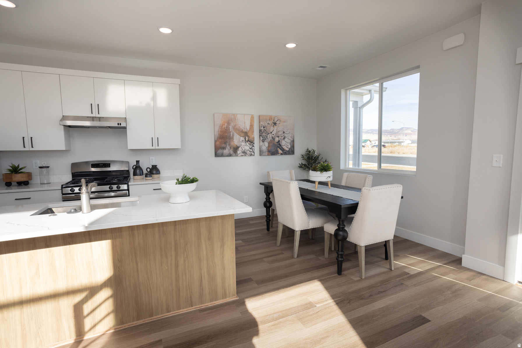 COVE MOUNTAIN VILLAGE TOWNHOMES - Residential